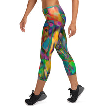 Load image into Gallery viewer, Oasis Capri Leggings
